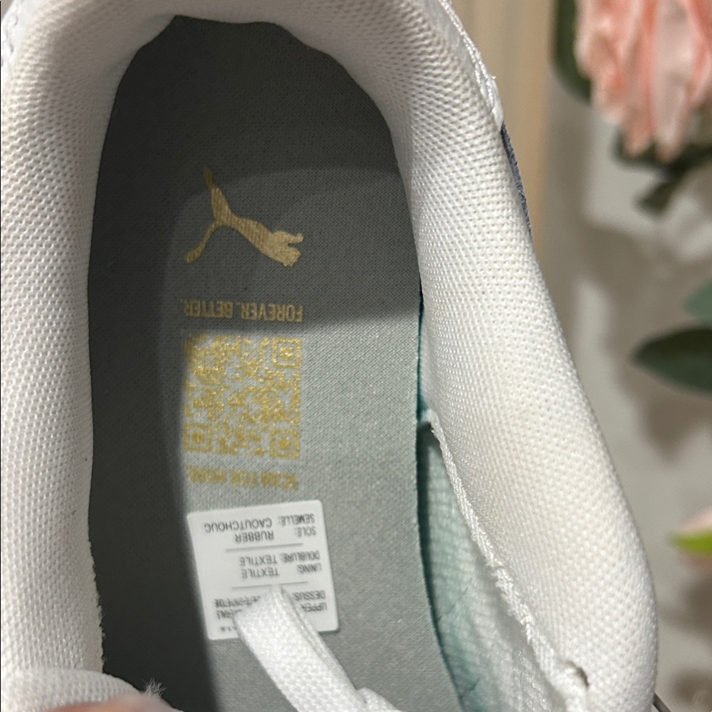 PUMA Court Classic White Sneakers | Women’s Size 6.5 | New in Box - Picture 3 of 6